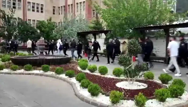 200 Milyon Lira Vurgununda Şok Operasyon: 16 Kişi Tutuklandı!