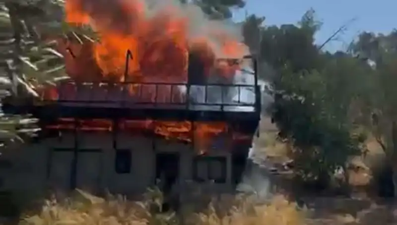 Bodrum'da Yangın Alarmı! Ekipler Seferber Oldu, Vatandaşlar Endişeli