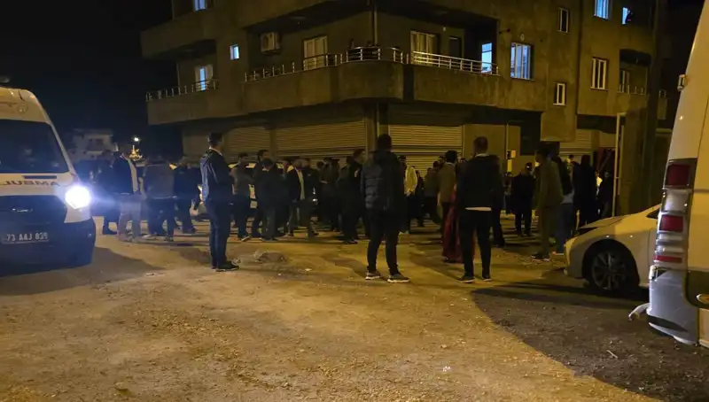 Şırnak’ta Taşlı Sopalı Kavga: Dört Yaralı ve Olayın Gizemi